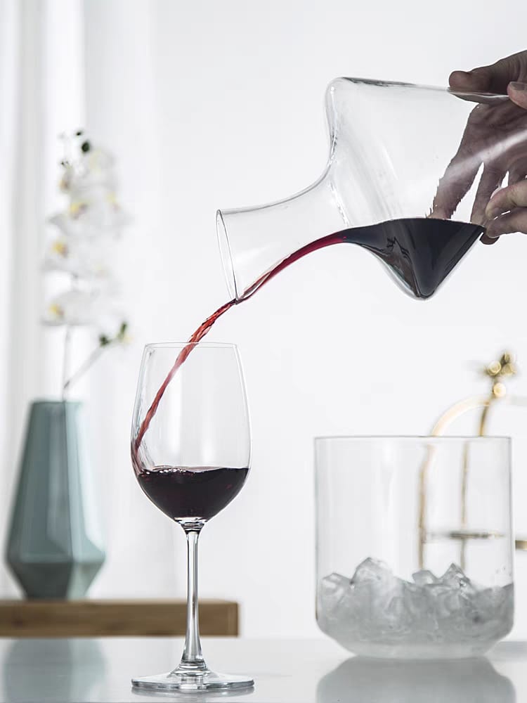 Glacial Elegance Decanter (Ice Decanter)