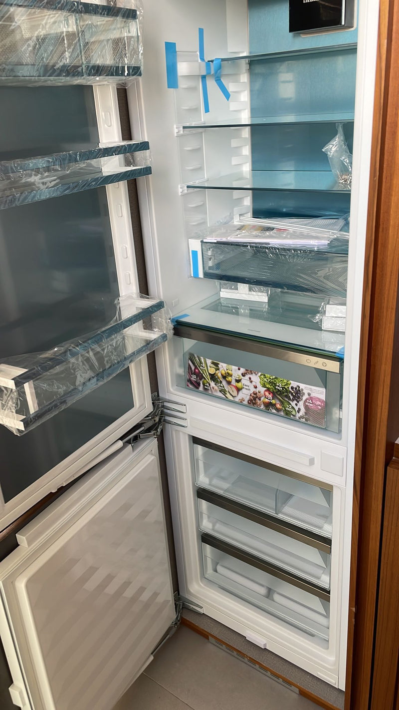 Liebherr 249L Integrated Fridge Freezer